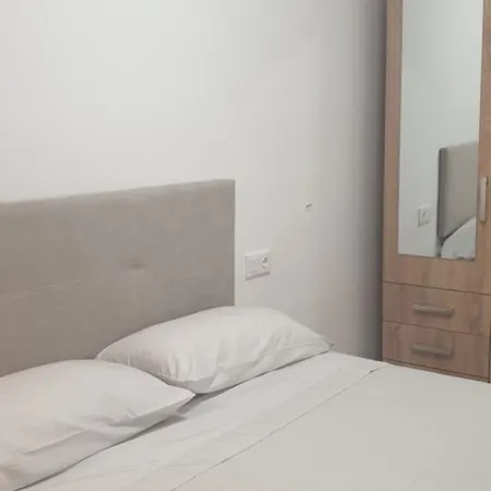 Apartament Ciudad Jardin - Confort Centro Iii