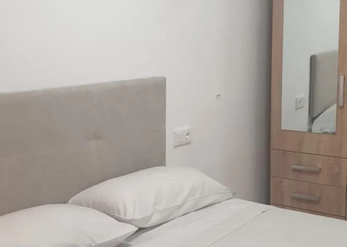 Apartman Ciudad Jardin - Confort Centro Iii